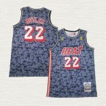 Camiseta Jimmy Butler NO 22 Miami Heat Mitchell & Ness 2019-20 Gris