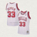 Camiseta Scottie Pippen NO 33 Chicago Bulls Hardwood Classics Reload Blanco