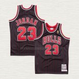 Camiseta Michael Jordan NO 23 Chicago Bulls Hardwood Classics Throwback 1996-97 Negro