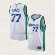 Camiseta Luka Doncic NO 77 Dallas Mavericks Ciudad 2021-22 Blanco