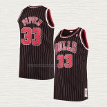Camiseta Scottie Pippen NO 33 Chicago Bulls Mitchell & Ness 1996-97 Negro
