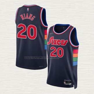 Camiseta Georges Niang NO 20 Philadelphia 76ers Ciudad 2021-22 Azul