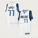 Camiseta Luka Doncic NO 77 Nino Dallas Mavericks Association Blanco