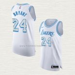 Camiseta Kobe Bryant NO 24 Los Angeles Lakers Ciudad Autentico 2020-21 Blanco