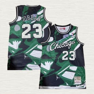 Camiseta Michael Jordan NO 23 Chicago Bulls Mitchell & Ness Verde